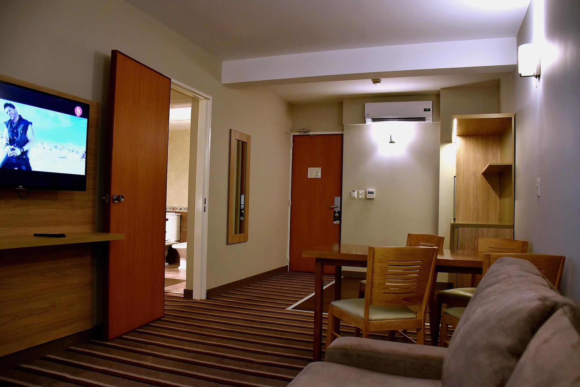 Hotel Tower &